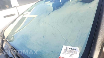2015 Toyota Prius Two – miniatura 24