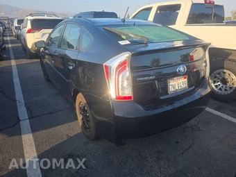 2015 Toyota Prius Two – miniatura 6