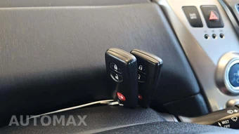 2015 Toyota Prius v Five – miniatura 17