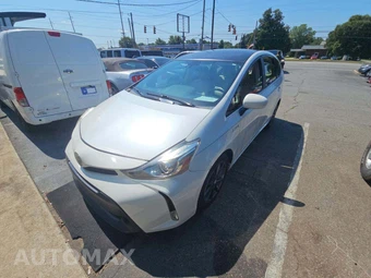 2015 Toyota Prius v Five