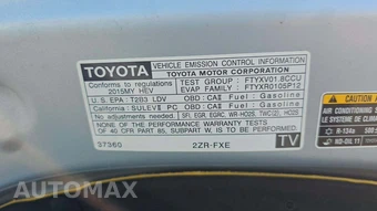 2015 Toyota Prius v Five - miniatura 18