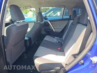 2015 Toyota RAV4 LE – miniatura 13