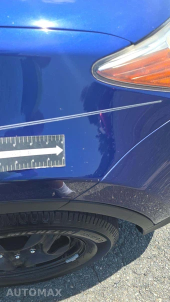 2015 Toyota RAV4 LE – miniatura 25