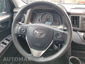 2015 Toyota RAV4 LE – miniatura 11