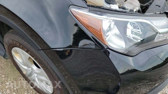 2015 Toyota RAV4 LE – miniatura 31