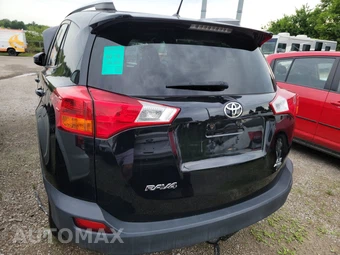 2015 Toyota RAV4 LE – miniatura 5