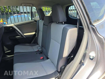 2015 Toyota RAV4 LE – miniatura 13