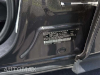 2015 Toyota RAV4 LE – miniatura 5