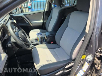 2015 Toyota RAV4 LE – miniatura 6