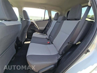 2015 Toyota RAV4 LE – miniatura 13
