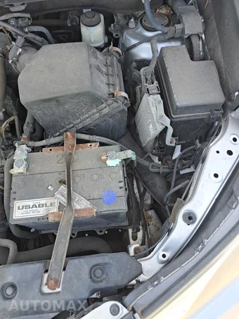 2015 Toyota RAV4 LE – miniatura 27