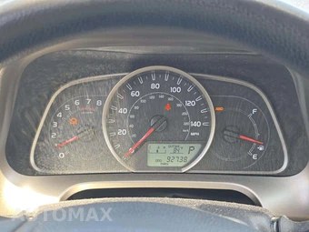 2015 Toyota RAV4 LE – miniatura 9