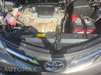 2015 Toyota RAV4 LE – miniatura 15