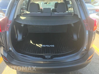 2015 Toyota RAV4 LE – miniatura 16