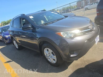 2015 Toyota RAV4 LE – miniatura 3