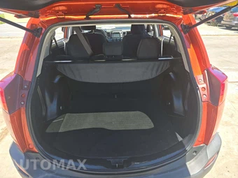 2015 Toyota RAV4 LE – miniatura 11