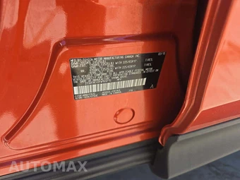 2015 Toyota RAV4 LE – miniatura 2