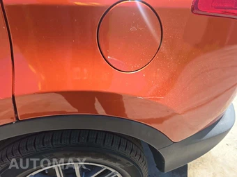 2015 Toyota RAV4 LE – miniatura 21