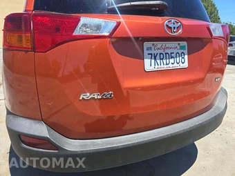 2015 Toyota RAV4 LE – miniatura 23
