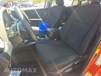 2015 Toyota RAV4 LE – miniatura 3