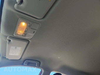 2015 Toyota RAV4 LE – miniatura 8