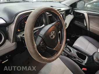 2015 Toyota RAV4 LE – miniatura 10