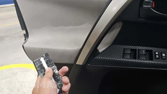 2015 Toyota RAV4 LE – miniatura 31