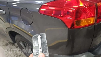 2015 Toyota RAV4 LE – miniatura 39
