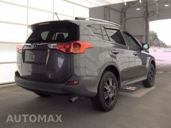 2015 Toyota RAV4 LE – miniatura 4