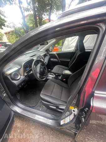 2015 Toyota RAV4 LE - miniatura 12
