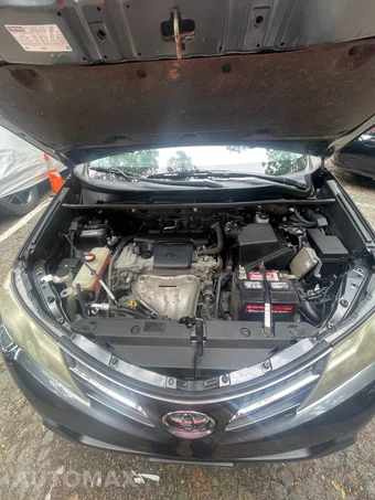 2015 Toyota RAV4 LE - miniatura 15