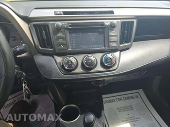 2015 Toyota RAV4 LE – miniatura 10