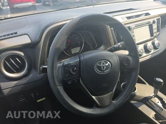 2015 Toyota RAV4 LE – miniatura 10