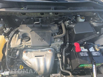 2015 Toyota RAV4 LE – miniatura 15