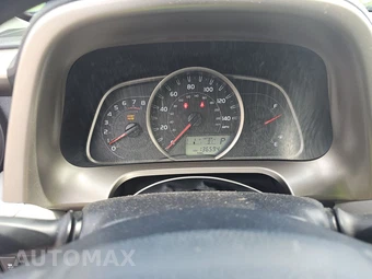 2015 Toyota RAV4 LE – miniatura 12