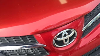 2015 Toyota RAV4 LE – miniatura 32