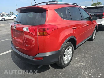 2015 Toyota RAV4 LE – miniatura 4