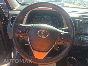 2015 Toyota RAV4 Limited - miniatura 10