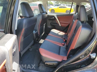 2015 Toyota RAV4 Limited – miniatura 13