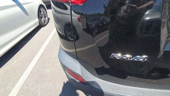 2015 Toyota RAV4 Limited – miniatura 20