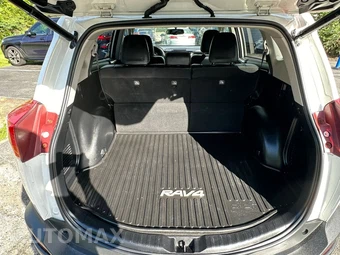 2015 Toyota RAV4 Limited – miniatura 31