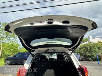 2015 Toyota RAV4 Limited – miniatura 32