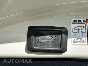 2015 Toyota RAV4 Limited – miniatura 33