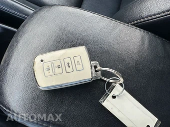 2015 Toyota RAV4 Limited – miniatura 39