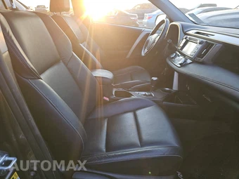 2015 Toyota RAV4 Limited – miniatura 8