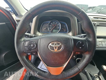 2015 Toyota RAV4 Limited – miniatura 10