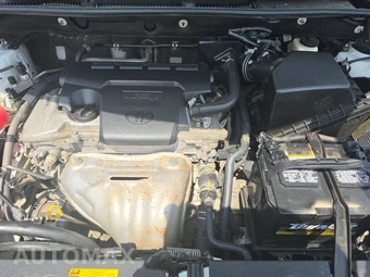 2015 Toyota RAV4 Limited – miniatura 15