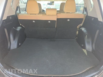 2015 Toyota RAV4 Limited – miniatura 16