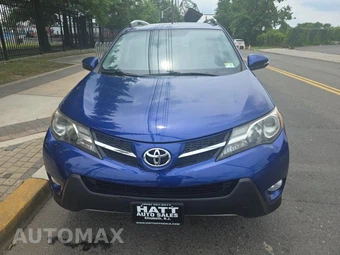 2015 Toyota RAV4 XLE – miniatura 2