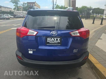 2015 Toyota RAV4 XLE – miniatura 5